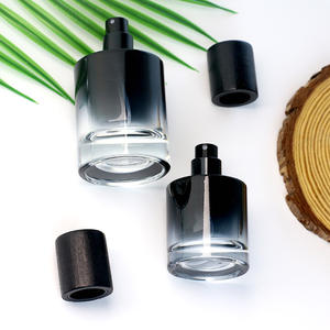 Bouteille de <span class=keywords><strong>parfum</strong></span> vide rechargeable pour hommes de couleur dégradée Botol 30ml atomiseur de Cologne cylindrique bouteille de <span class=keywords><strong>parfum</strong></span> en verre de pulvérisation ronde - Product Image 4