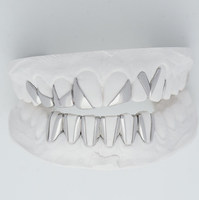 Grillz personnalisés à facettes, pour dents supérieures et inférieures, en argent poli, avec crocs pointus, style Hip Hop, bijoux de rappeur