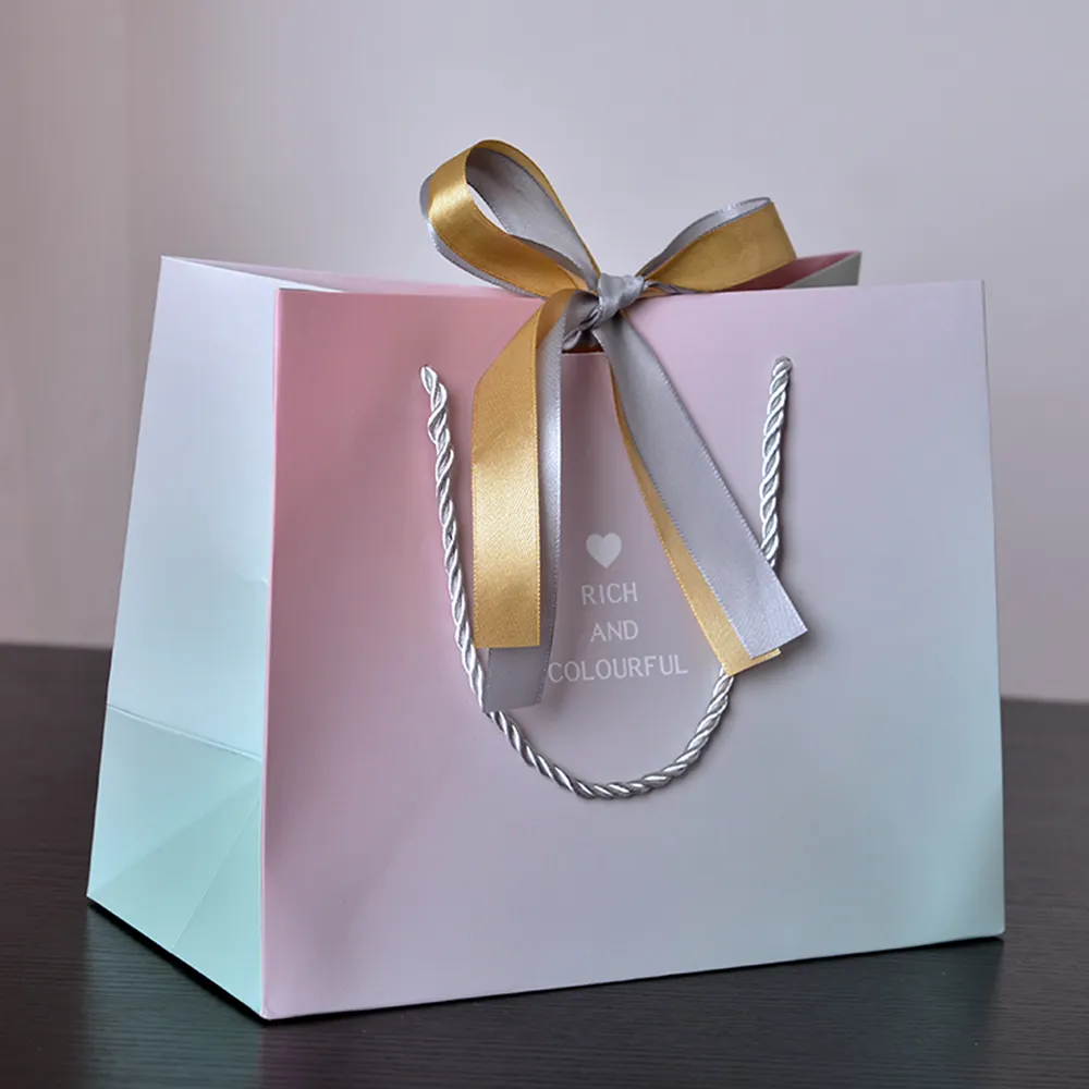 ถุงของขวัญ Instagram รักถุงของขวัญถุงบรรจุภัณฑ์กระดาษกระเป๋าถือริบบิ้นของขวัญ
