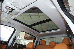 Camions pick-up <span class=keywords><strong>4x4</strong></span> Foton Tunland V9 à conduite à droite, à essence, avec toit ouvrant, à prix abordables, modèle 2026, à vendre en Guyana - Product Image 3