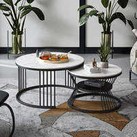 Ensemble Moderne de Tables Basses en Marbre Noir avec Pieds Métalliques, Nouveau Design pour Meubles de Salon