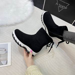 Classique haute qualité <span class=keywords><strong>2023</strong></span> grandes chaussures pour femmes mode nouvelles femmes hiver chaud chaussures mi Tube bottes à la mode femmes grosses bottes - Product Image 2