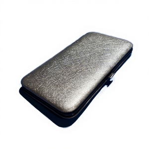 Étui de rangement magnétique rectangulaire en métal et similicuir durable multifonctionnel pour pinces à cils, étui de transport portable pour pinces à cils - Product Image 5