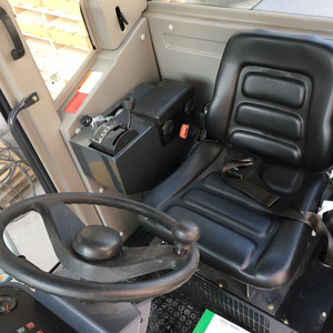 รถเกรดเดอร์ Shantui SG14 มือสอง คุณภาพดี เครื่องยนต์ประสิทธิภาพสูง ดูแลรักษาง่าย พร้อมเกียร์ รุ่นปี 2018 มีสินค้าในสต็อก - Product Image 5