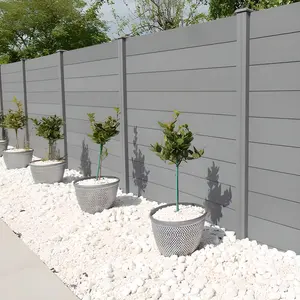 Zusammen gesetzter Gartenzaun mit Metall-Aluminium pfosten Fechten Modernes Design Gitter & Tore Außen zaun platte