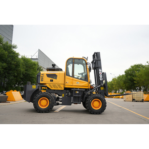 Chariot élévateur diesel tout-terrain <span class=keywords><strong>10T</strong></span>, hauteur de levage de 3 à <span class=keywords><strong>6</strong></span> m avec accessoires de chariot élévateur - Product Image 1