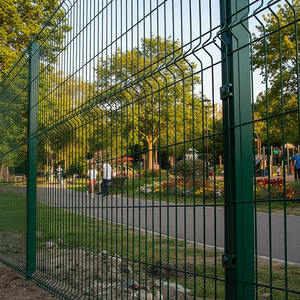 Pannello di recinzione in rete metallica rivestita in PVC verde, recinzione da giardino in acciaio zincato per <span class=keywords><strong>privacy</strong></span> e sicurezza - Product Image 3