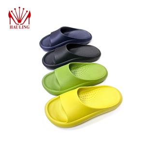 Sandalias de plataforma gruesa EVA Cloud, elegantes y cómodas, colores personalizados, para uso casual en familia. - Product Image 1