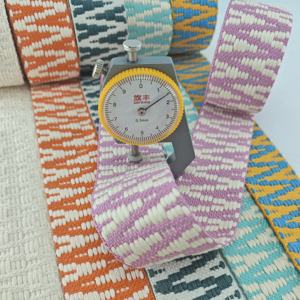맞춤형 폴리 에스테르 웨빙 38MM 다채로운 지그재그 에스 릭 코튼 자카드 리본 웨빙 가방 핸들 패션 여성 벨트 - Product Image 3