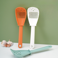 Cuillère de cuisine multifonction en PP pour la cuisine, idéale pour écraser, réduire en morceaux et égoutter – Écrase-purée et cuillère à riz pour la maison