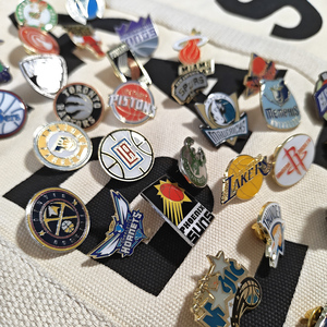 Pins Esmaltados Promocionales para Clubes de Baloncesto, Personalizables al por Mayor, para <span class=keywords><strong>Ropa</strong></span> y Tejidos - Product Image 5