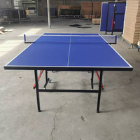 L'équipement d'entraînement portatif de Tennis de Table plient la Table de ping-pong avec la Table portative de roues