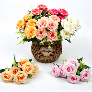 Ramo de <span class=keywords><strong>Rosas</strong></span> Artificiales Realistas, Estilo Nórdico, Hecho a Mano, para Graduación, Navidad, Año Nuevo, Envío Rápido, Disponible en Línea - Product Image 4