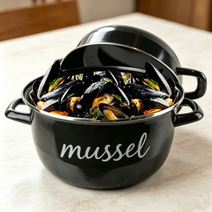 Olla Profunda de Metal Esmaltado Negro de 18cm, 20cm, 22cm, 24cm, 26cm para Cocinar Mariscos y Coctel de Vieiras, con Logotipo Personalizado, para Restaurantes - Product Image 1