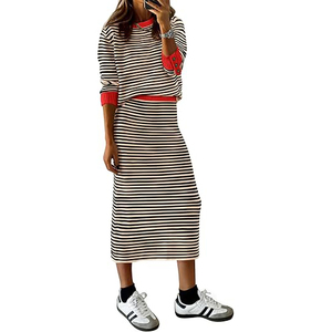 Conjunto Deportivo Personalizado para Mujer de Primavera, Sudadera con Capucha Estampada, Corte Regular, Tejido Ligero y Ecológico para Deportes al Aire Libre - Product Image 3