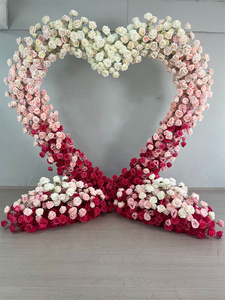 Новый дизайн: Арка из искусственных роз в форме сердца (розовые и белые) для декора свадебного фона и оформления предложения руки и сердца - Product Image 6