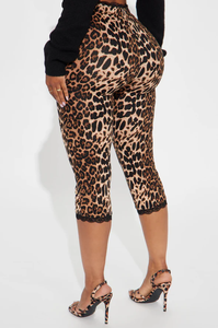 Lässige High Rise <span class=keywords><strong>Capri</strong></span> hose für Damen mit elastischem Bund mit Leoparden muster und elastischem Bund Flare Legging Atmungsaktives Design - Product Image 3