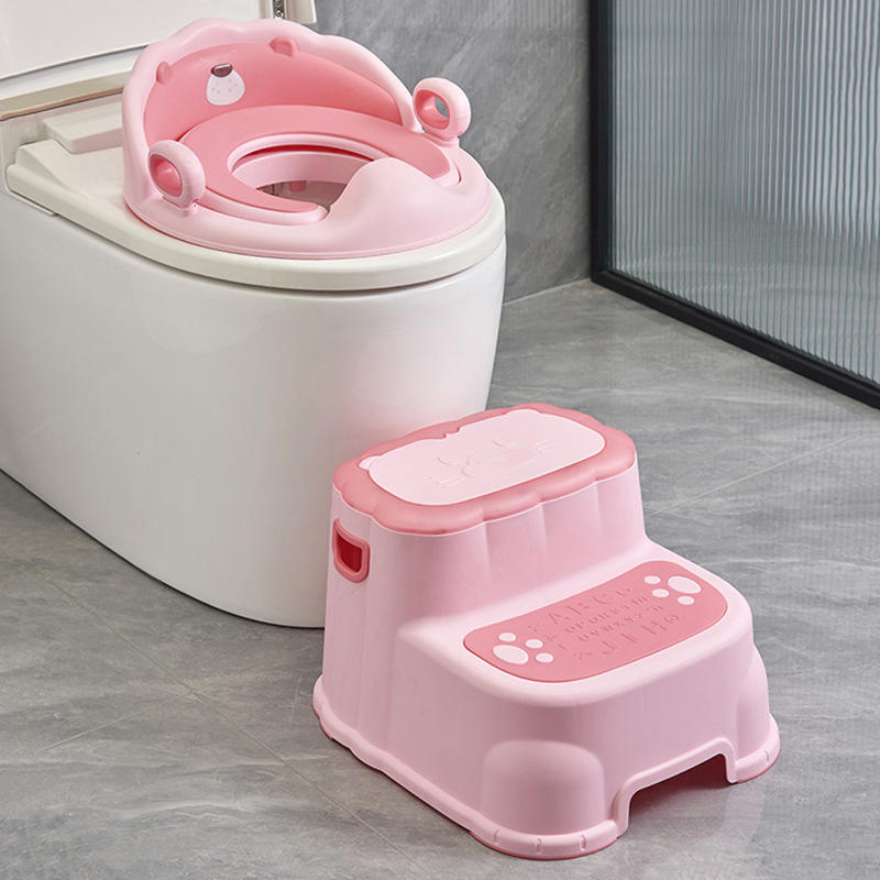 ที่นั่งชักโครกลายสิงโตน่ารักสีเหลือง