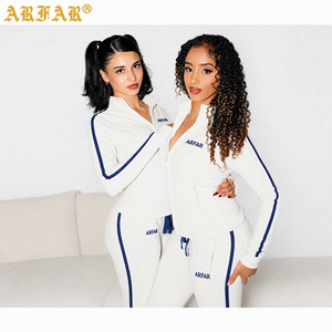 Ensemble de survêtement en <span class=keywords><strong>velours</strong></span> pour <span class=keywords><strong>femme</strong></span> avec logo personnalisé Y2k, veste en <span class=keywords><strong>velours</strong></span> à rayures latérales, <span class=keywords><strong>pantalon</strong></span> évasé taille basse, ensemble 2 pièces, streetwear, loungewear - Product Image 2