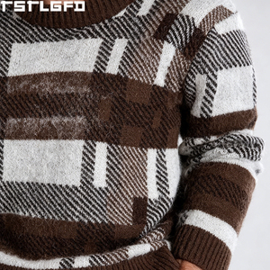 Pull tricoté à carreaux style Old Money, marron crème, col rond épais, rétro, vente en gros - Product Image 6