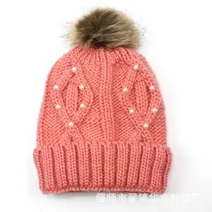 Sombrero de tejido liso con bola de pelo rizada para hombre y mujer, gorra de lana tejida de terciopelo con diamantes, alta calidad, precio de fábrica