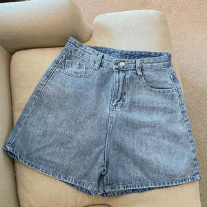 Shorts en jean décontractés taille haute pour femme, coupe ample trapèze, style sarouel, avec taille élastique, respirants et à motif simple - Product Image 4