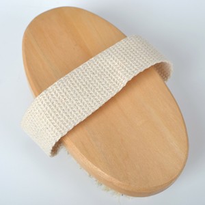 Brosse corporelle sèche en bois de hêtre avec poils de sanglier doux et durs, brosse de bain en forme de fleur pour exfolier la graisse du dos - Product Image 3