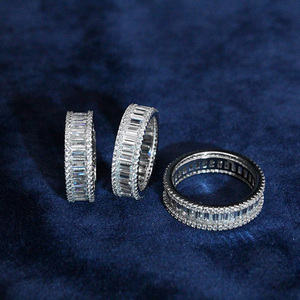 แหวนมอสซาไนต์แฟชั่น YY Jewelry ระดับ VVS สี D มีสินค้าในสต็อก เงินแท้ 925 ผ่านการทดสอบเพชร พร้อมใบรับรอง GRA เหมาะสำหรับเป็นของขวัญ สำหรับทุกเพศ - Product Image 3