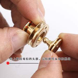 Saco de <span class=keywords><strong>metal</strong></span> 100% latão com cabeça redonda e fivela de mola para artesanato DIY em couro - Product Image 5