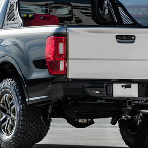 ชุดไฟท้ายสำหรับฟอร์ด เรนเจอร์ ปี 2019-2023 พร้อมระบบตรวจจับจุดบอด ไม่มีโมดูล ขายตรงจากโรงงาน - Product Image 2