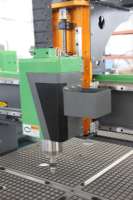 Routeur CNC 3 axes pour la fabrication de panneaux en acrylique et PVC, machine de découpe et de gravure CNC 1325 pour panneaux publicitaires, routeur CNC pour le bois