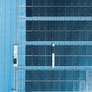 Robot de nettoyage et de dépoussiérage de panneaux solaires sur toiture HUB E - Product Image 5