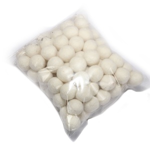 Bolas de fieltro blancas de 10 mm hechas a mano, pequeñas pompones de Color artesanales decorativas, bolas de fieltro de lana ecológicas, Mini bolas para bricolaje - Product Image 2