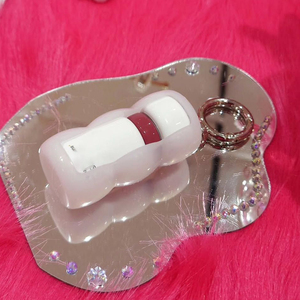 Porte-clés personnalisé en silicone pour baume à lèvres et <span class=keywords><strong>parfum</strong></span> 10 ml, avec crochet pour sac à dos - Product Image 4