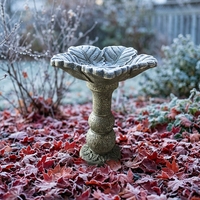 Statue de mangeoire à oiseaux classique rustique en résine Art Déco, avec piédestal, bain d'oiseaux sur pied, ornement décoratif de jardin extérieur, durable et facile à installer