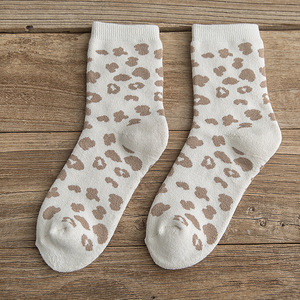 <span class=keywords><strong>Calcetines</strong></span> de alta calidad para <span class=keywords><strong>mujer</strong></span>, logotipo personalizado, diseño Floral de fantasía, forro polar, hasta la rodilla, informal, a la moda, venta al por mayor - Product Image 6