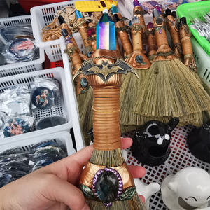 งานฝีมือพื้นบ้าน คริสตัลควอตซ์ใส ไม้กวาดวิเศษแกะสลักจากอเมทิสต์ ไม้กวาดแม่มดสำหรับพลังงาน - Product Image 6