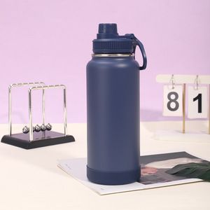 Bouteille d'eau en acier inoxydable de 32 oz, double paroi, isolation sous vide, bouteille d'eau en acier inoxydable de 1 litre, base en silicone protectrice - Product Image 4
