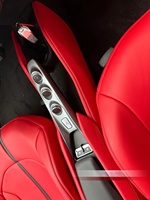 Vente en gros d'usine, housses de siège de haute qualité pour remplacement de sièges Ferrari avec cuir rouge