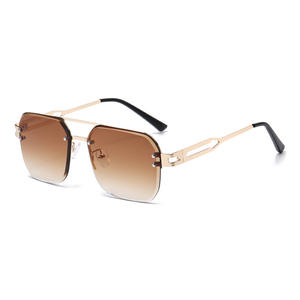 <span class=keywords><strong>Gafas</strong></span> de Sol Polarizadas Unisex 2025, Tendencia de Diseño de Lujo, Logotipo Personalizado, Lentes de Alta Calidad, Protección UV400, Cómodas - Product Image 2