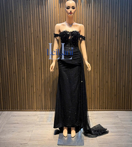 Elegante Vestido de Fiesta Negro con Hombros Descubiertos para Mujer - Estilo Sirena con Cuerpo Adornado con Cuentas, Poliéster/Spandex, Invierno, de Vietnam - Product Image 4