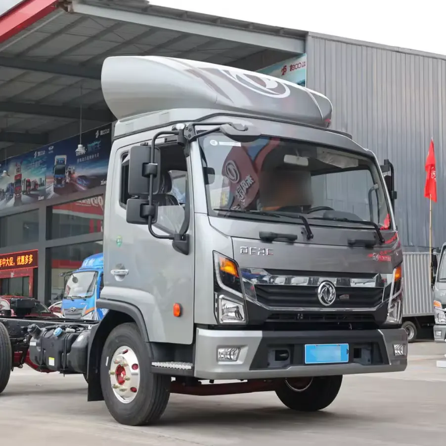 Popular Van Dongfeng Kaiput Nebula 4,17 Comfort Edition 163HP M Precio de fabricante de una sola fila Camiones ligeros camión de China