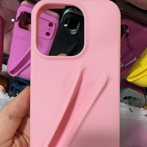 เคสโทรศัพท์ iPhone14 Pro Max รุ่น High Version แบบเดียวกับ <span class=keywords><strong>Hailey</strong></span> ป้องกันการตก กระแทก  ลายนูน 3 มิติ  วัสดุซิลิโคน  แบบ Lip Glaze  มีสินค้าพร้อมส่ง - Product Image 5