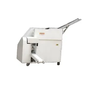 High efficiency industrial automatic momo maker machine/square steamed bun forming making machine