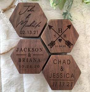 사용자 정의 로고 소박한 보석 상자 호두 작은 회전 보석 웨딩 약혼 나무 나무 육각 반지 상자 - Product Image 3