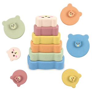 6 Pièces Jouet d'éveil en paille de blé et PVC souple pour bébé, à mâcher, empilable et gigognable, avec couineur et fonction de pression, motif visage d'ours - Product Image 1