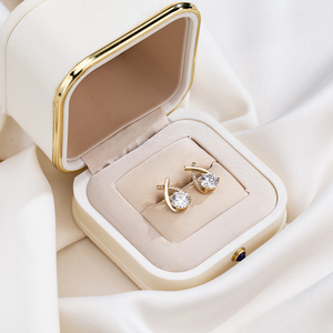 เครื่องประดับเมสซี่ MSE-928 ต่างหูเพชรทองคำขาว 18K สำหรับผู้หญิง - Product Image 4