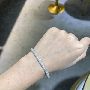 Bracelet Moissanite Moderne en Argent Sterling 925 Boucle Lisse Demi Incrustée Plaqué Or Blanc 18k Bracelet Moissanite - Product Image 3