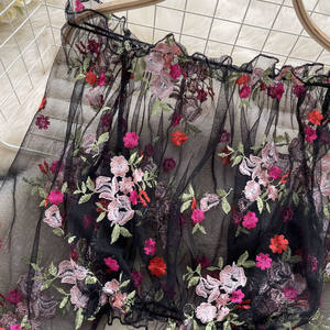 Camicetta da donna Casual estiva <span class=keywords><strong>monospalla</strong></span> floreale ricamata in Mesh <span class=keywords><strong>camicia</strong></span> a maniche corte a sbuffo lunga in pizzo lungo ampia a maniche lunghe - Product Image 2