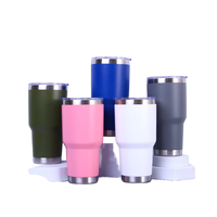 Grosir grosir Tumbler baja anti karat terisolasi 30oz dengan tutup geser magnetik Mug kopi olahraga dengan isolasi Premium
